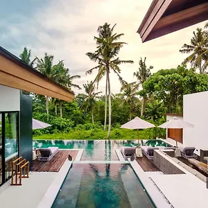  Villa Paradise By Balisuperhost